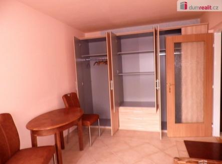 4 | Pronájem bytu, 2+kk, 48 m²