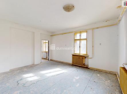 2 | Prodej - dům/vila, 300 m²