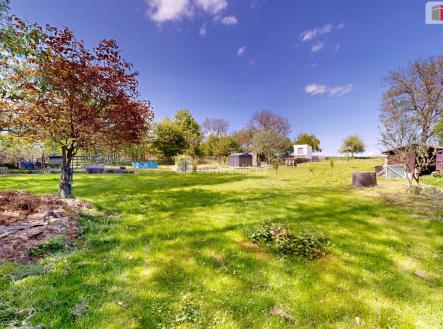 2 | Prodej - pozemek, zahrada, 884 m²