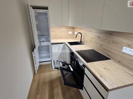 2 | Pronájem bytu, 2+kk, 52 m²