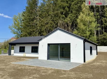 3 | Prodej - dům/vila, 135 m²
