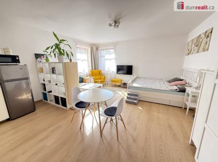 Pronájem bytu, 1+kk, 38 m² obrázek