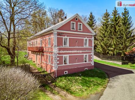 1 | Prodej - dům/vila, 328 m²