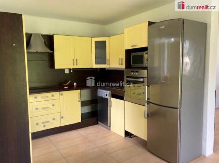 4 | Prodej - dům/vila, 960 m²