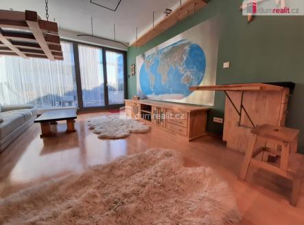 4 | Pronájem bytu, 1+kk, 35 m²