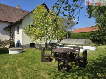 3 | Prodej - dům/vila, 230 m²