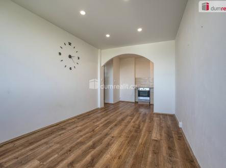 4 | Pronájem bytu, 2+kk, 39 m²