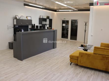 Pronájem - obchodní prostor, 103 m² obrázek
