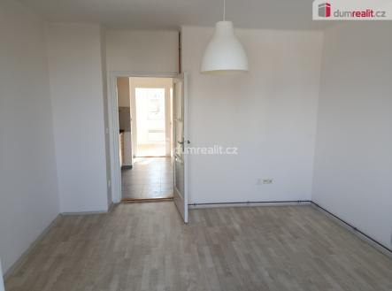 3 | Pronájem bytu, 2+kk, 42 m²