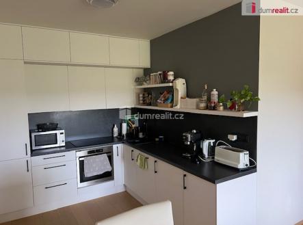 2 | Pronájem bytu, 2+kk, 61 m²