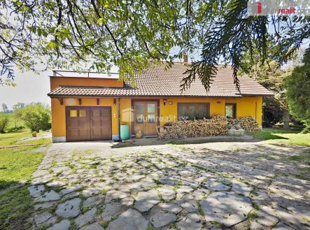 2 | Prodej - dům/vila, 160 m²