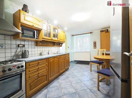 4 | Prodej - dům/vila, 160 m²