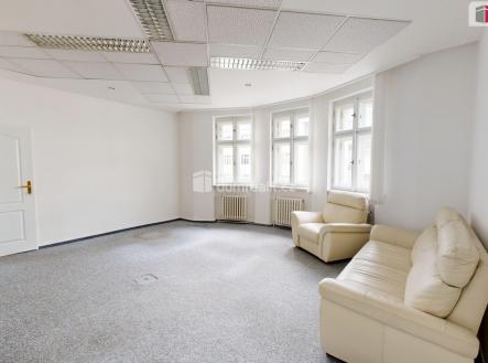 1 | Pronájem - kanceláře, 26 m²