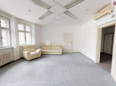 2 | Pronájem - kanceláře, 26 m²
