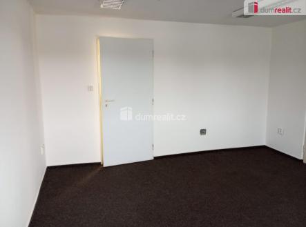 2 | Pronájem - kanceláře, 18 m²