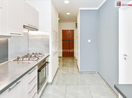 18 | Prodej bytu, 4+1, 81 m²