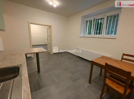 3 | Pronájem bytu, 2+kk, 37 m²