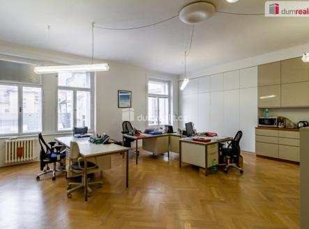 1 | Pronájem - kanceláře, 118 m²