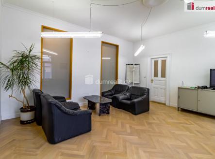 4 | Pronájem - kanceláře, 118 m²