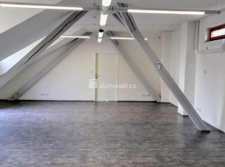 3 | Pronájem - kanceláře, 120 m²
