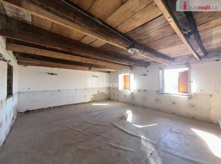 2 | Prodej - komerční objekt, jiný, 61 m²