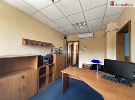 2 | Pronájem - kanceláře, 75 m²