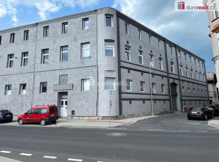 1 | Pronájem - komerční objekt, sklad, 2 800 m²