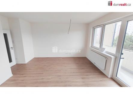 2 | Pronájem bytu, 3+kk, 82 m²