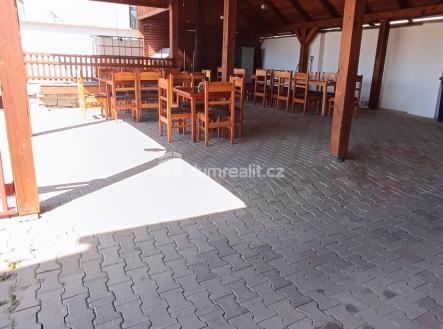 3 | Pronájem - restaurace, 260 m²