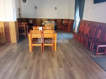4 | Pronájem - restaurace, 260 m²