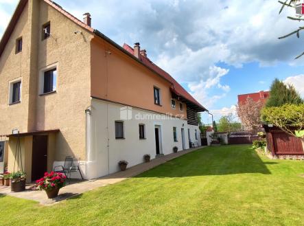 4 | Prodej - dům/vila, 281 m²