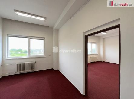 2 | Pronájem - kanceláře, 40 m²