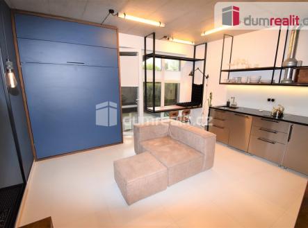 4 | Pronájem bytu, 1+kk, 47 m²