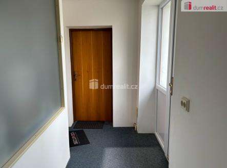 4 | Pronájem - obchodní prostor, 18 m²