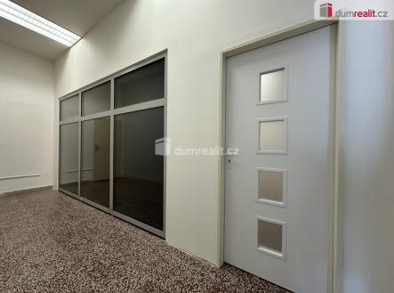 1 | Pronájem - obchodní prostor, 22 m²