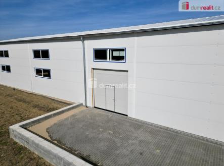 4 | Pronájem - komerční objekt, sklad, 729 m²