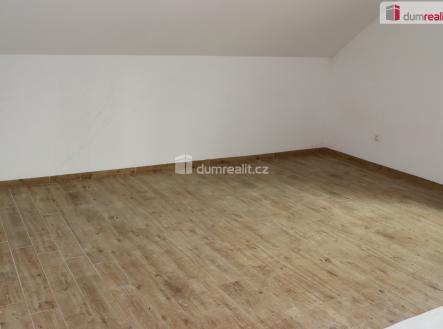 1 | Pronájem - obchodní prostor, 18 m²