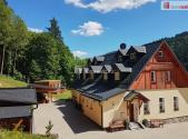 Prodej - komerční objekt, jiný, 324 m²