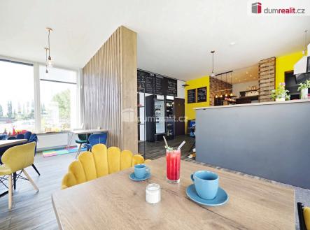 3 | Pronájem - obchodní prostor, 98 m²