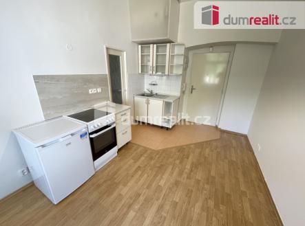 2 | Pronájem bytu, 2+kk, 35 m²