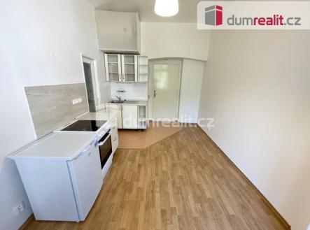 3 | Pronájem bytu, 2+kk, 35 m²