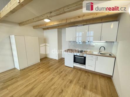2 | Pronájem bytu, 1+kk, 45 m²