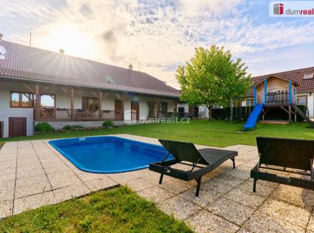 Prodej - penzion, 570 m² obrázek