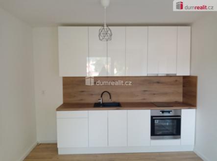 3 | Pronájem bytu, 2+kk, 32 m²