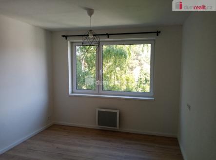 4 | Pronájem bytu, 2+kk, 32 m²