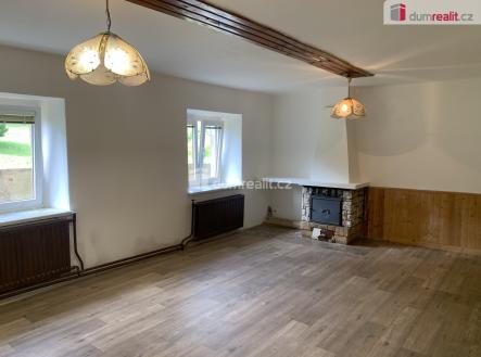 4 | Prodej - dům/vila, 151 m²