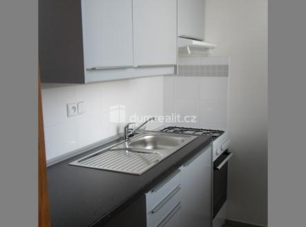 Pronájem bytu, 1+kk, 30 m² obrázek