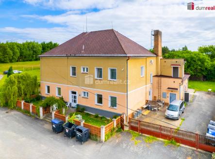 3 | Prodej - komerční objekt, jiný, 932 m²