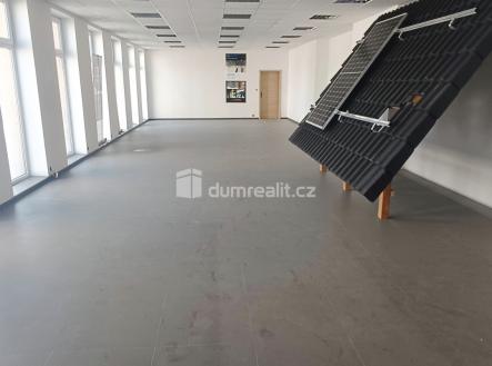 3 | Prodej - komerční objekt, výroba, 793 m²