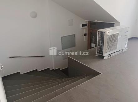 4 | Prodej - komerční objekt, výroba, 793 m²